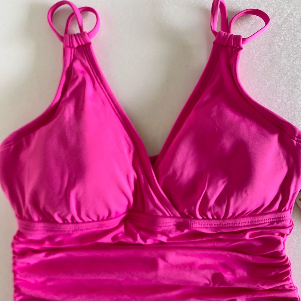 La Blanca “Island Goddess” One Piece Swimsuit in pink - Picture 2 of 13